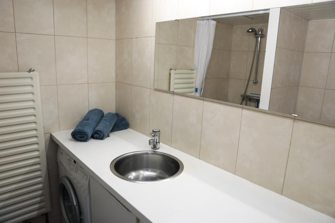 Ruim Appartement In Centrum イアーセーケ エクステリア 写真