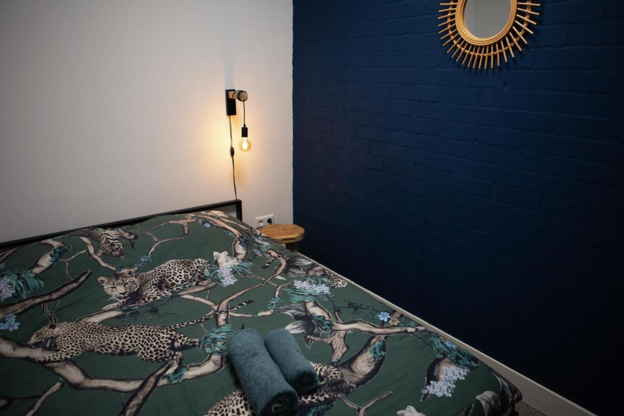 Ruim Appartement In Centrum イアーセーケ エクステリア 写真