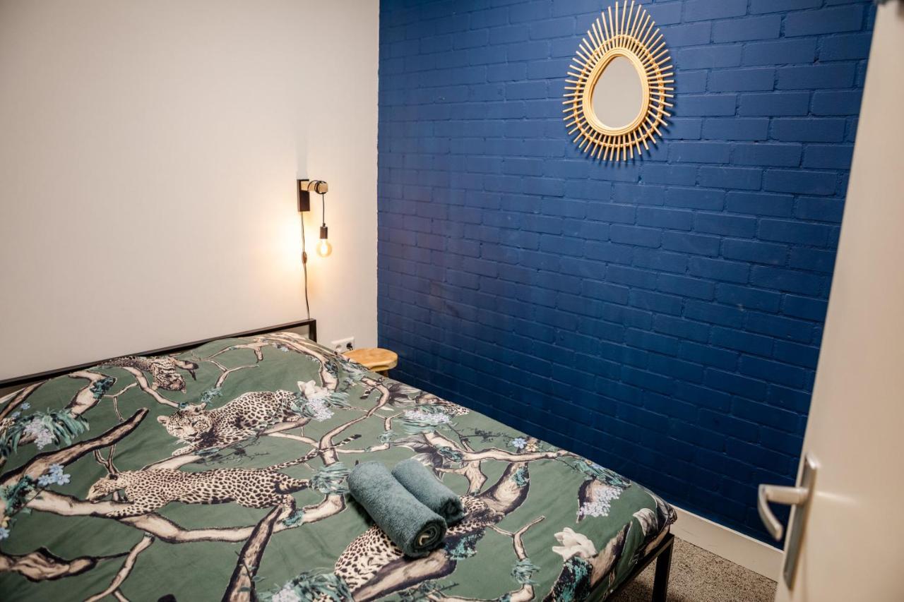 Ruim Appartement In Centrum イアーセーケ エクステリア 写真